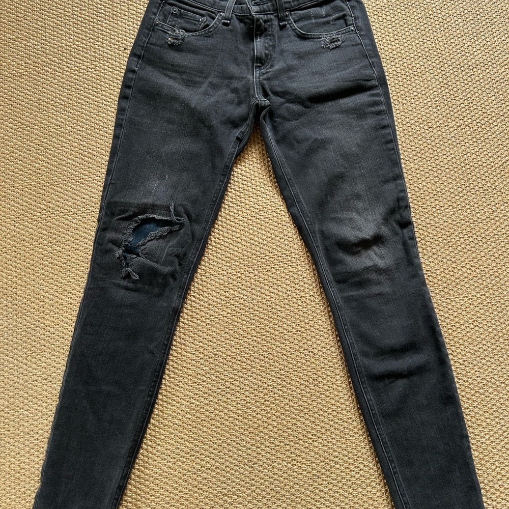 Stylish Black Distressed Jeans